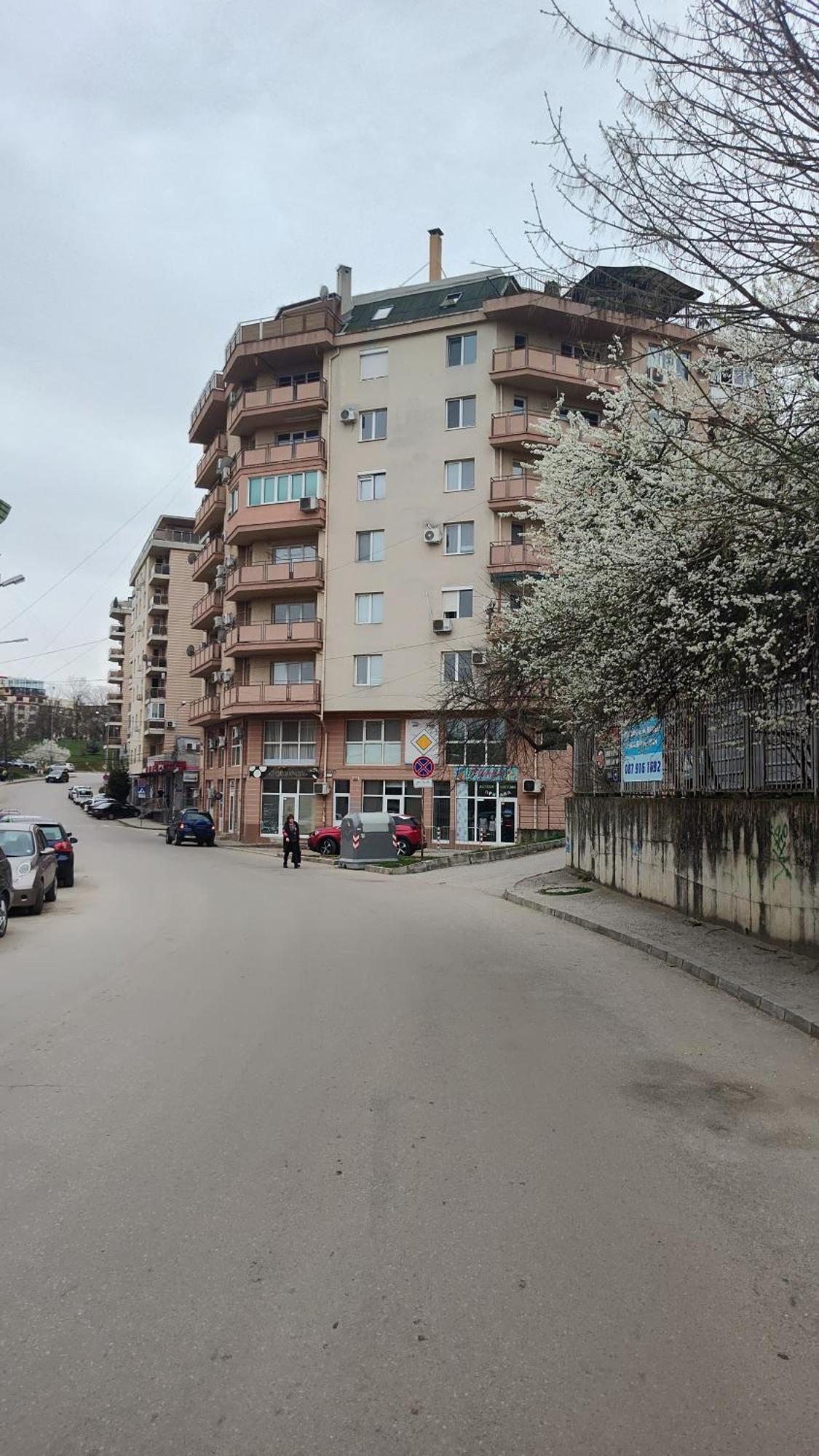 Unique Studio- Great Balcony And View! Parking Possibility! 벨리코 터르노보 외부 사진
